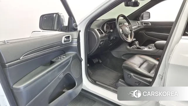 Jeep Grand Cherokee 2021 Белый из Кореи, фото 2