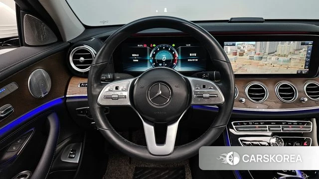 Mercedes-Benz E-Class W213 2019 Белый из Кореи, фото 2