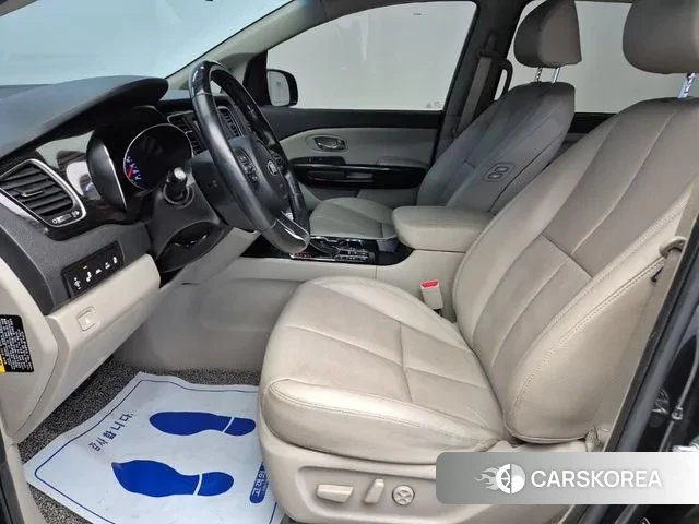Kia The New Carnival 2019 Серый из Кореи, фото 2