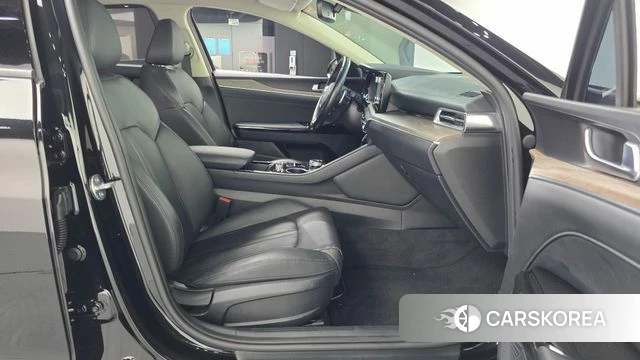 Kia K5 3rd generation 2022 Черный из Кореи, фото 2