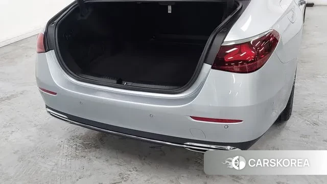 Mercedes-Benz E-Class W214 2025 Серебряный из Кореи, фото 2