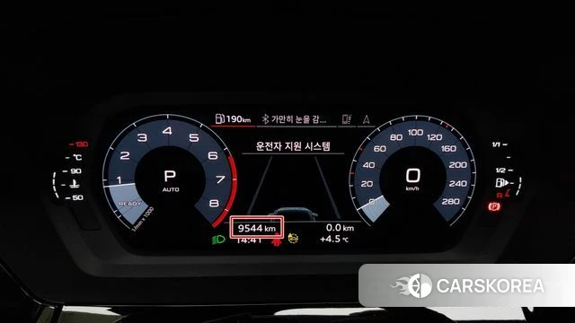 Audi A3 (8Y) 2023 Белый из Кореи, фото 2