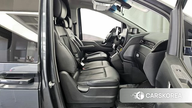 Hyundai Staria 2021 Серый из Кореи, фото 2