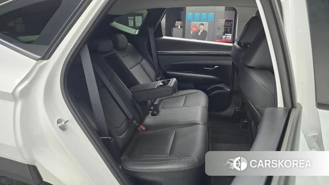 Hyundai Tucson Hybrid (NX4) 2022 Белый из Кореи, фото 2