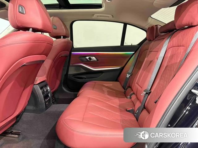 BMW 3 series 2024 Черный из Китая, фото 2