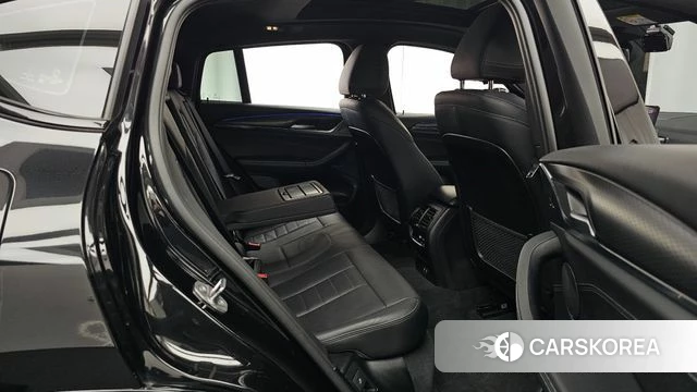 BMW X4 (G02) 2023 Черный из Кореи, фото 2