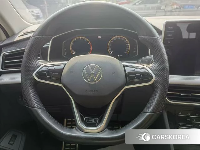 Volkswagen Tiguan L 2022 Белый из Китая, фото 2