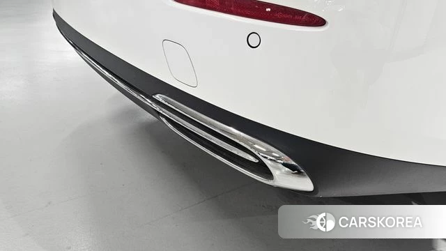 Mercedes-Benz E-Class W214 2025 Белый из Кореи, фото 2
