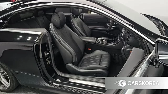 Mercedes-Benz E-Class W213 2019 Черный из Кореи, фото 2