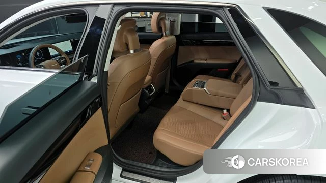 Hyundai Grandeur Hybrid (GN7) 2023 Белый из Кореи, фото 2