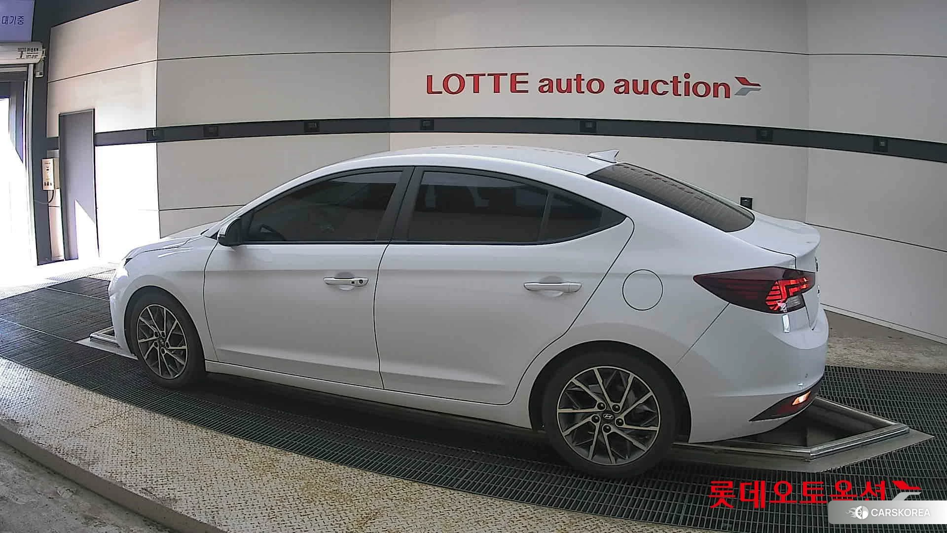 Hyundai Avante 2020 Белый из Кореи, фото 2