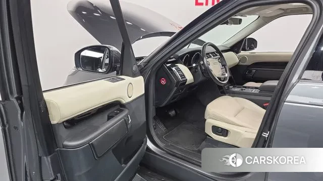 Land Rover Discovery 5 2019 Серый из Кореи, фото 2