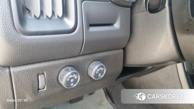 Chevrolet (GM Daewoo) Colorado 2020 Серый из Кореи, фото 2