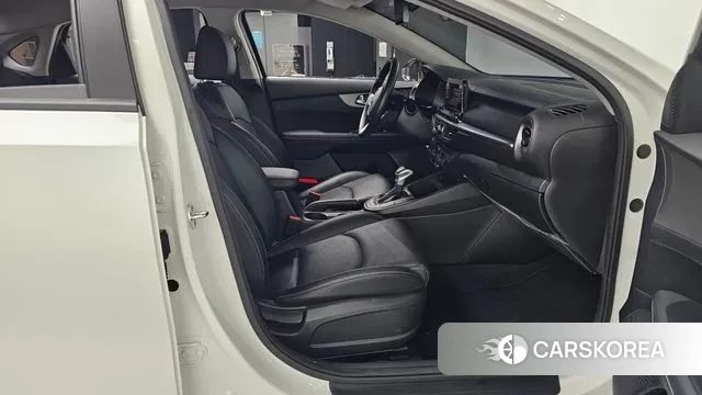 Kia Come New K3 2021 Белый из Кореи, фото 2