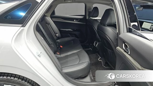 Kia The New K5 3rd generation 2025 Серый из Кореи, фото 2