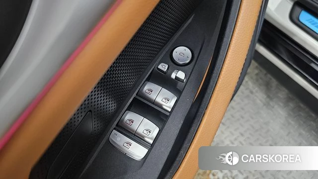 BMW i4 2022 Белый из Кореи, фото 2