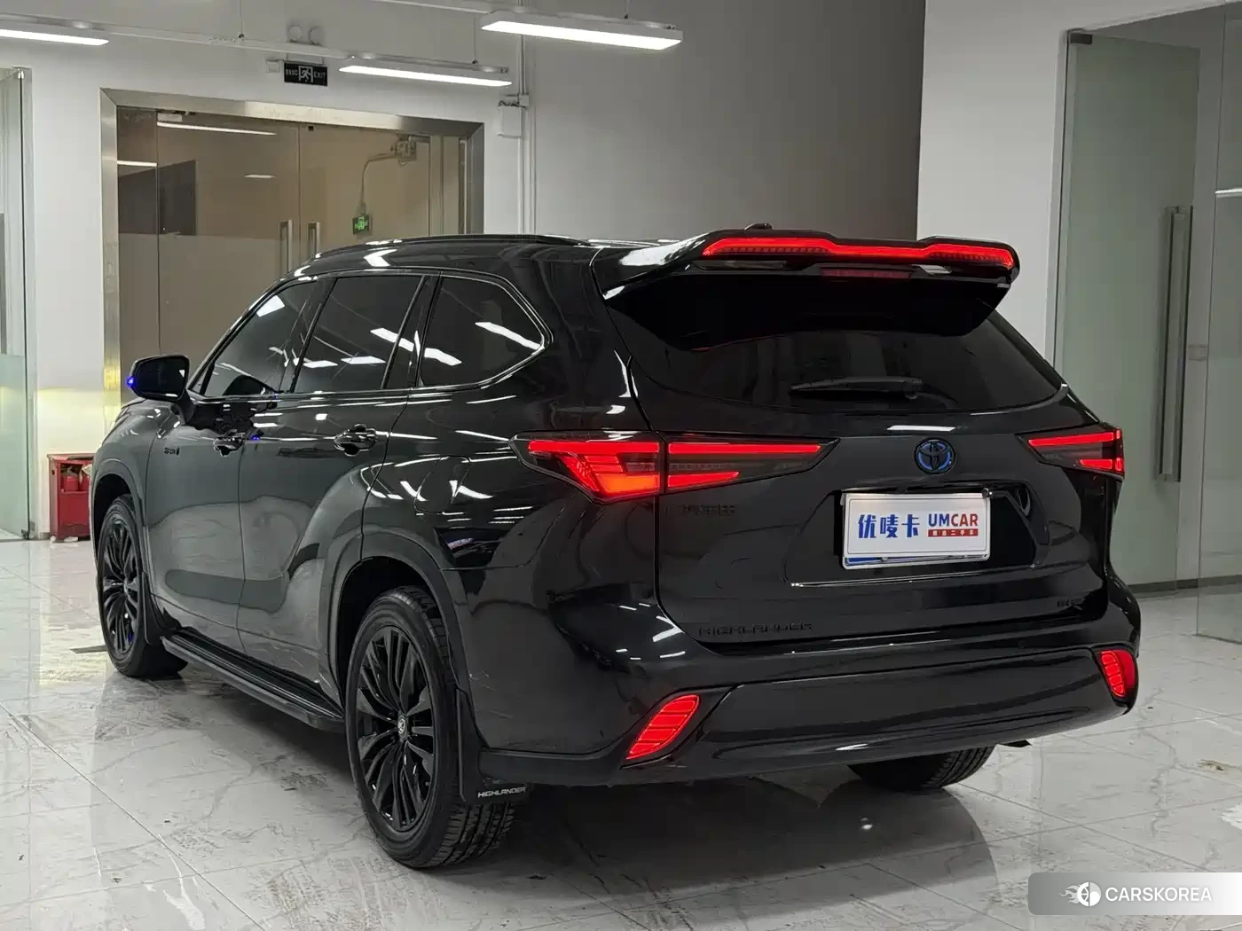 Toyota Highlander 2024 Черный из Китая, фото 2