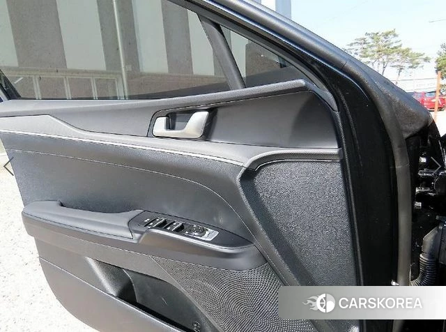 Kia The New K5 Hybrid 3rd generation 2024 Черный из Кореи, фото 2
