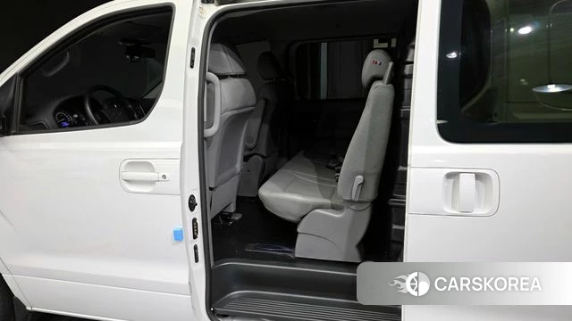 Hyundai The New Grand Starex 2020 Белый из Кореи, фото 2