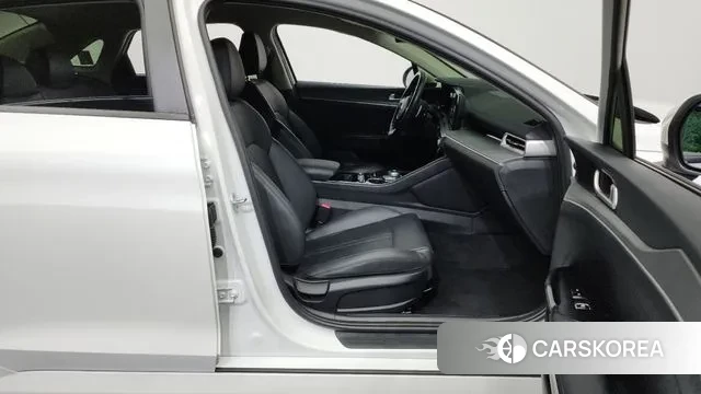 Kia K5 3rd generation 2021 Белый из Кореи, фото 2