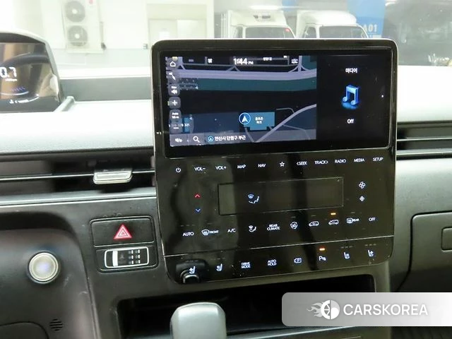 Hyundai Staria 2022 Серебряный из Кореи, фото 2