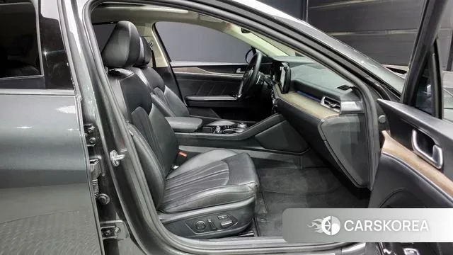 Kia K5 3rd generation 2023 Серый из Кореи, фото 2