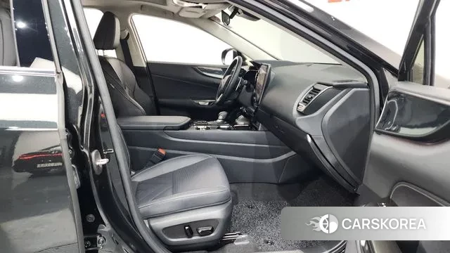 Lexus NX350h Second generation 2024 Черный из Кореи, фото 2