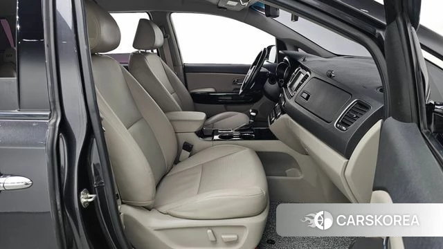 Kia The New Carnival 2019 Серый из Кореи, фото 2