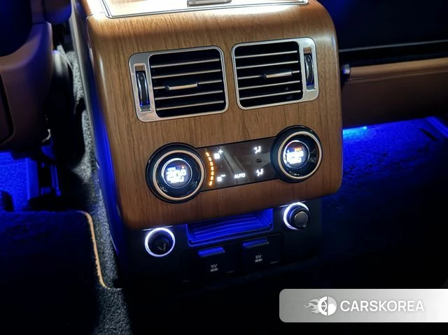 Land Rover Range Rover 4th Generation 2019 Черный из Кореи, фото 2