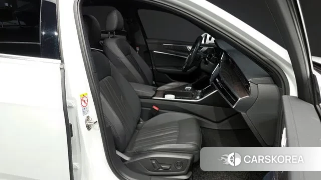 Audi A6 (C8) 2020 Белый из Кореи, фото 2