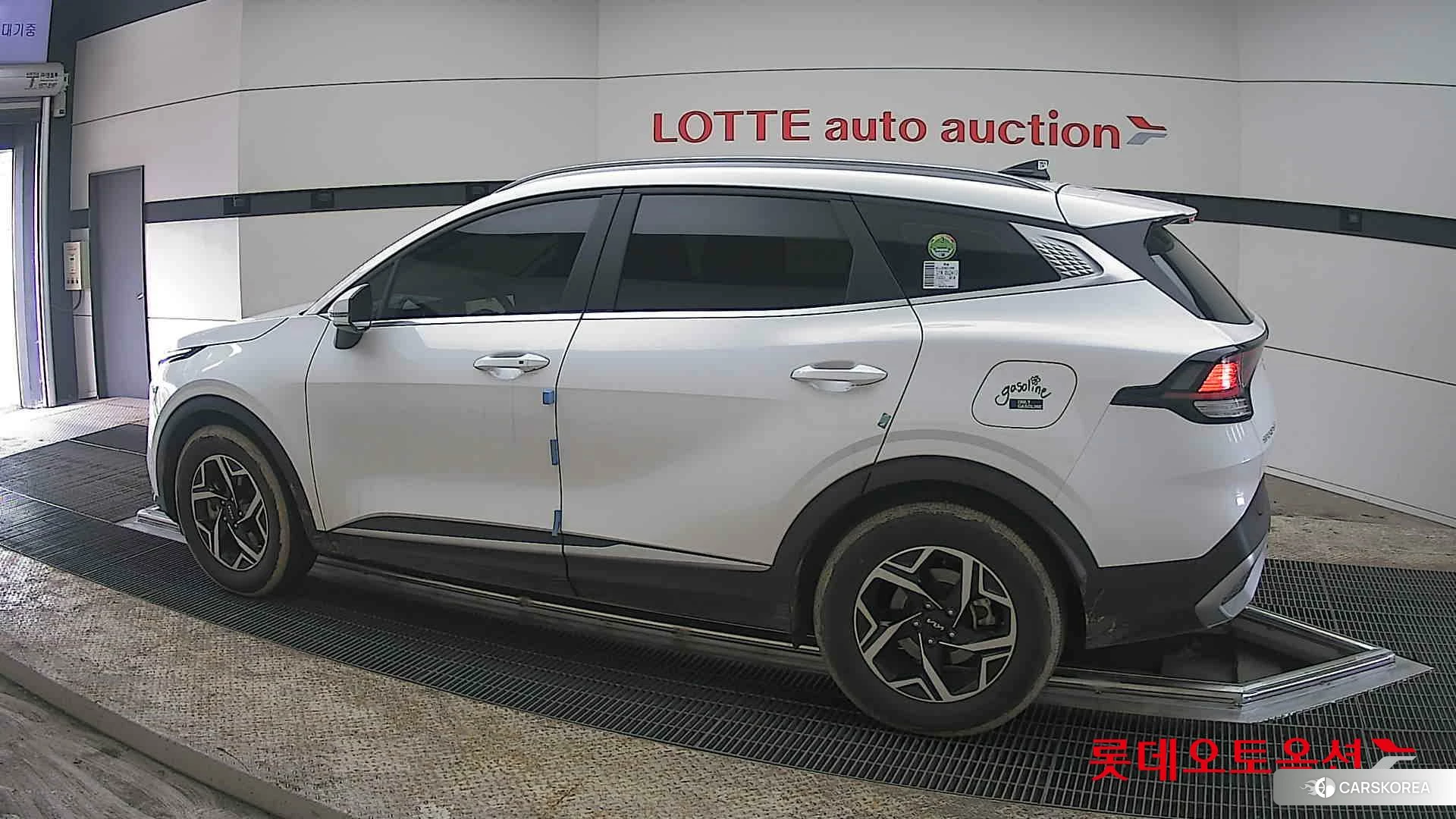 Kia Sportage 2022 Snow White Pearl (optional) из Кореи, фото 2