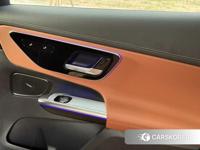 Mercedes-Benz GLC 2024 Черный из Китая, фото 2
