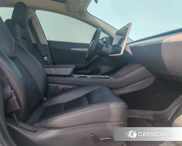 Tesla Model 3 2023 Зеленый из Китая, фото 2