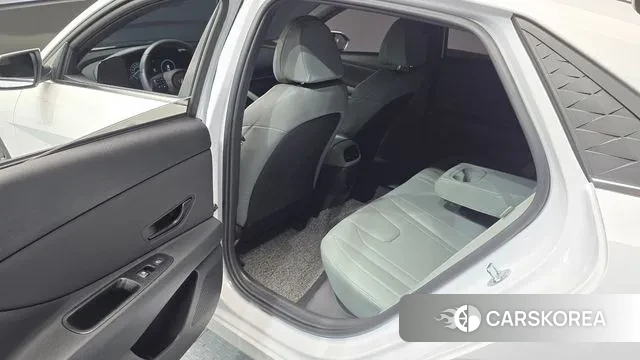 Hyundai The New Avante (CN7) 2025 Белый из Кореи, фото 2