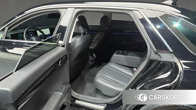 Hyundai Grandeur Hybrid (GN7) 2023 Черный из Кореи, фото 2