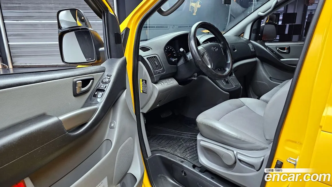 Hyundai The New Grand Starex 2019 Желтый из Кореи, фото 2