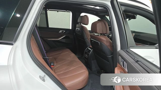 BMW X5 (G05) 2025 Белый из Кореи, фото 2