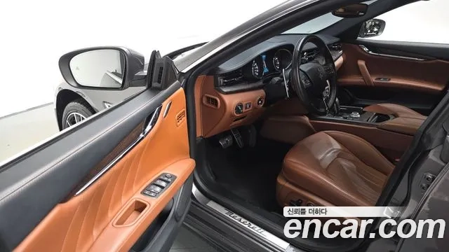 Maserati Quattroporte 2019 Серый из Кореи, фото 2