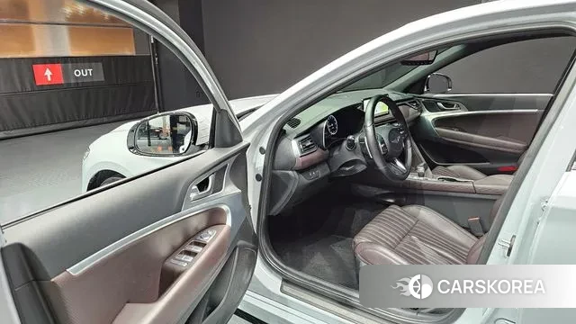 Genesis The New G70 2021 Белый из Кореи, фото 2