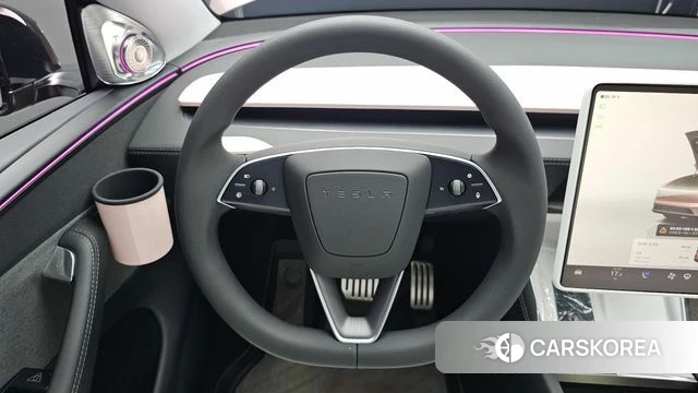 Tesla Model Y 2025 Золотой из Кореи, фото 2