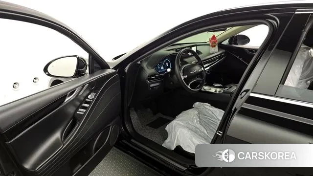 Genesis G80 (RG3) 2022 Черный из Кореи, фото 2