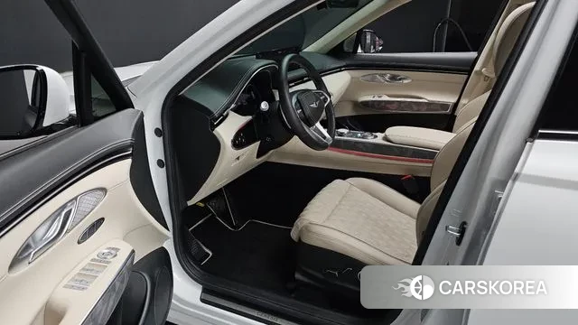 Genesis GV70 2024 Белый из Кореи, фото 2