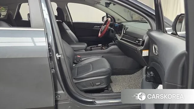 Kia Sportage 5th Generation Hybrid 2023 Серый из Кореи, фото 2