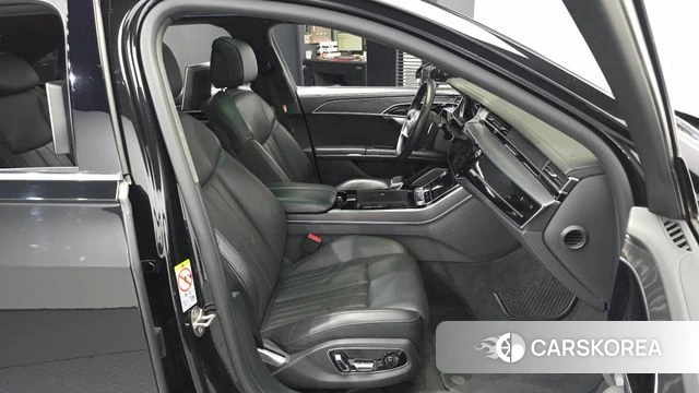 Audi A8 (D5) 2021 Черный из Кореи, фото 2
