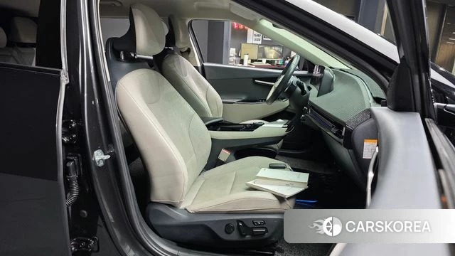 Kia EV6 2021 Серый из Кореи, фото 2