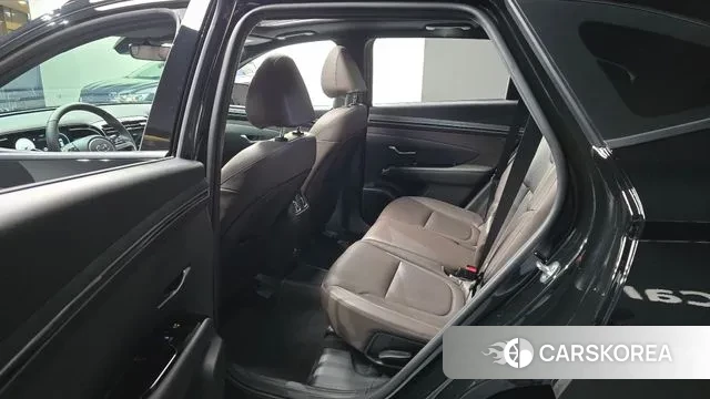 Hyundai Tucson (NX4) 2023 Черный из Кореи, фото 2