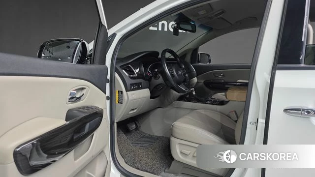 Kia The New Carnival 2020 Белый из Кореи, фото 2