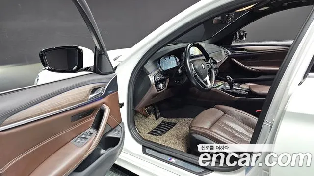 BMW 5 Series (G30) id 2467027 из Кореи 2