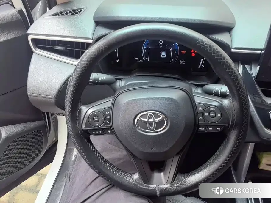 Toyota Corolla 2023 Белый из Китая, фото 2