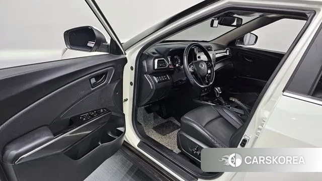 Ssangyong The New Tivoli Air 2024 Белый из Кореи, фото 2